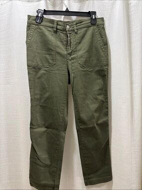J Crew Olive Green Straight Leg Utility Pants.  Patch front pocket.  EUC.  Sz 29